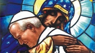 Desde la ventana del Cielo, donde te vemos junto a María, la oración a San Juan Pablo II