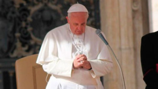 Papa Francisco: La misericordia de Dios acaricia las heridas de nuestros pecados
