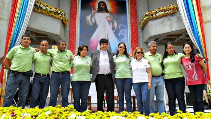 Peregrinación en el Santuario Nacional de la Divina Misericordia 
