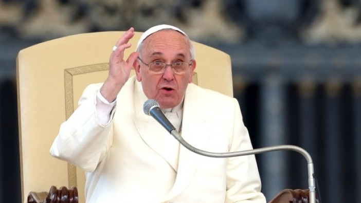 Papa Francisco dice que los  escándalos son una vergüenza para  la Iglesia Católica