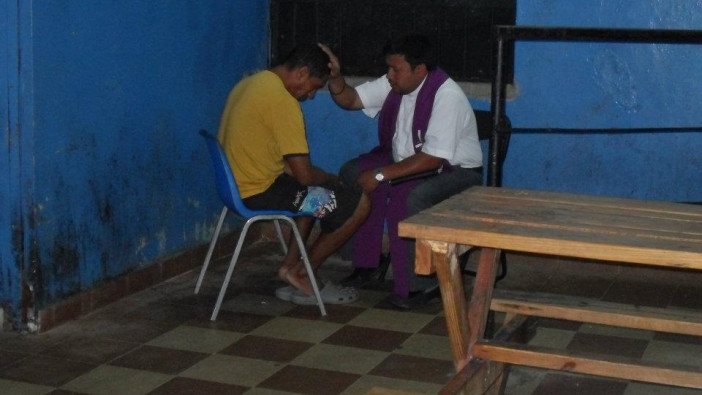 Estuve en la cárcel y viniste a verme