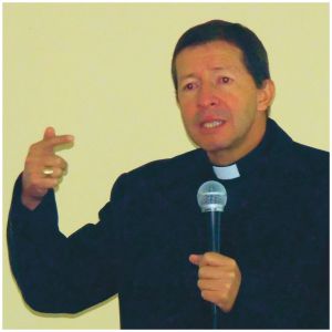 Monseñor Julio Hernando